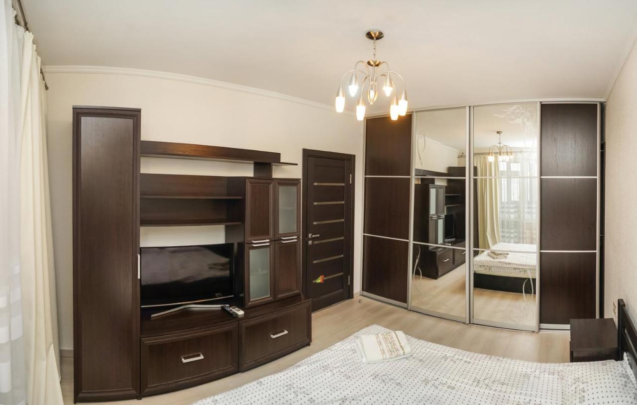 Kyiv Apartment On Chornovola 27 Exterior foto